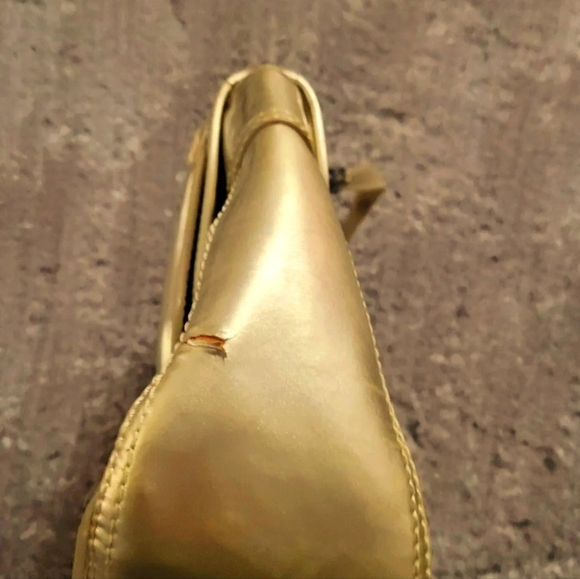 FENDI Gold Mirrored Leather B Shoulder Bag - Picture 5 of 12